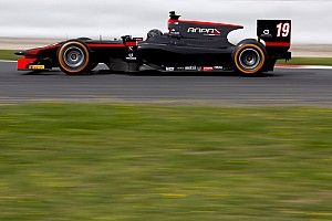 Merhi escala al quinto puesto en la sesi&oacute;n de la tarde