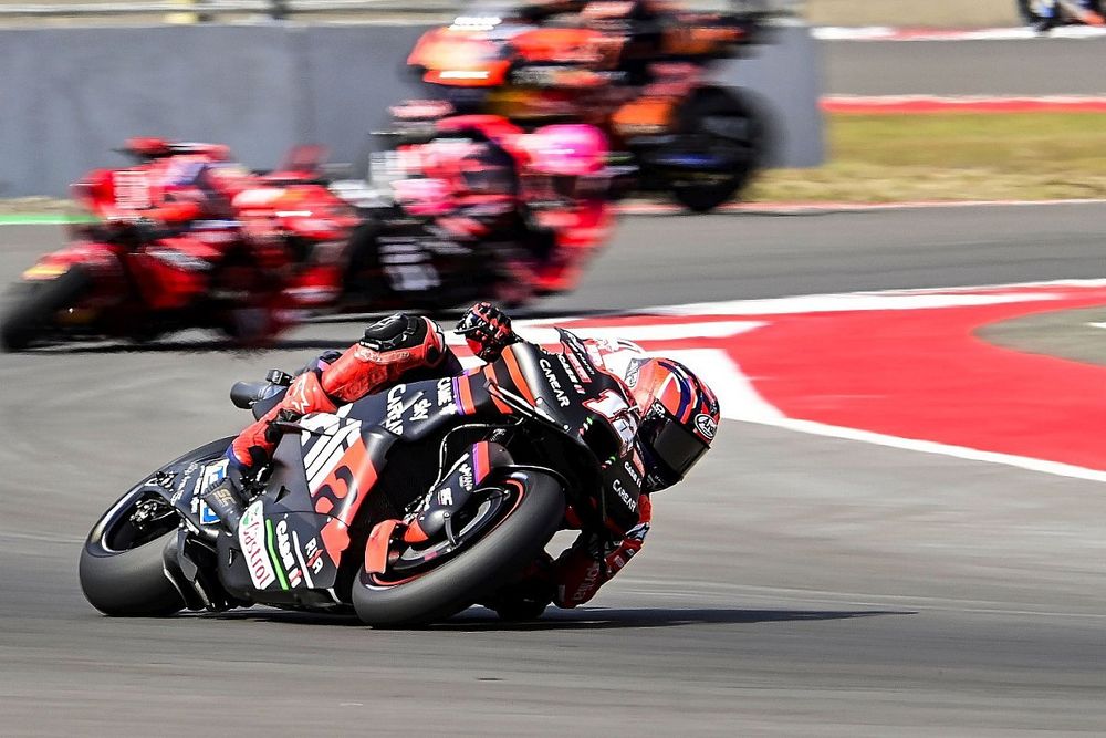 Maverick Vinales, Aprilia Racing Team