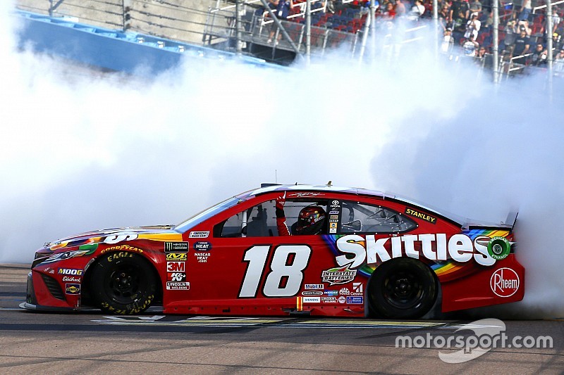 Phoenix: Kyle Busch erringt 199. NASCAR-Sieg