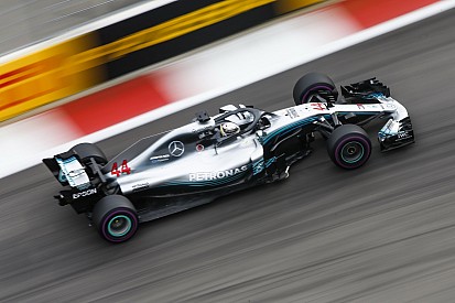Hamilton fue el más rápido del viernes en Rusia