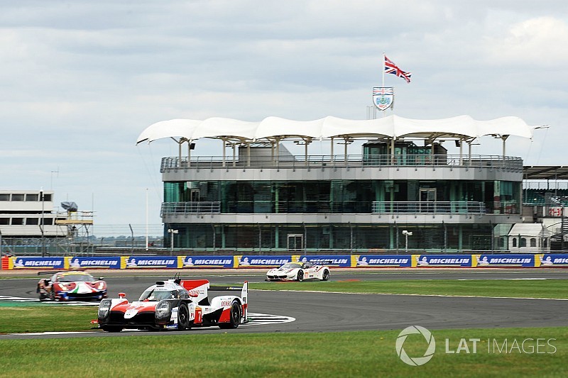 WEC Silverstone: Toyota snelt verder weg van tegenstand in tweede training