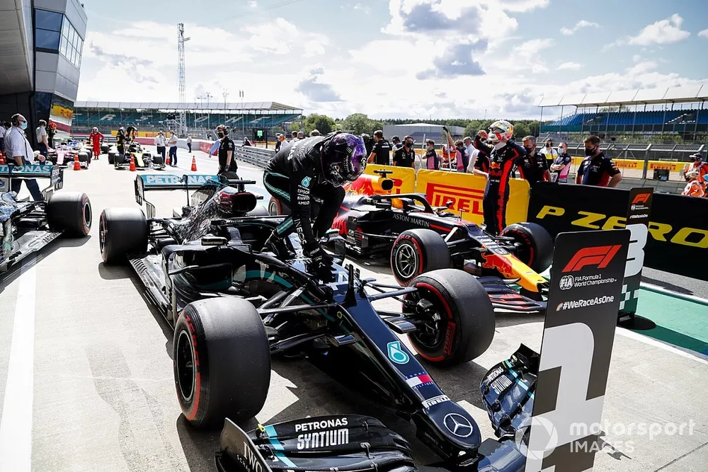 Pole Sitter Lewis Hamilton, Mercedes-AMG F1 celebrates in Parc Ferme 