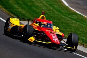 Indy 500: Alex Palou vuela en el primer día de clasificación