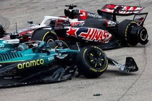 Stroll krijgt gridstraf na botsing met Ocon in sprintrace Austin