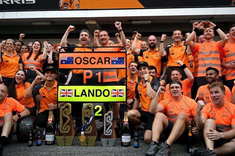 Lando Norris, McLaren, Oscar Piastri, McLaren, Andrea Stella, McLaren
