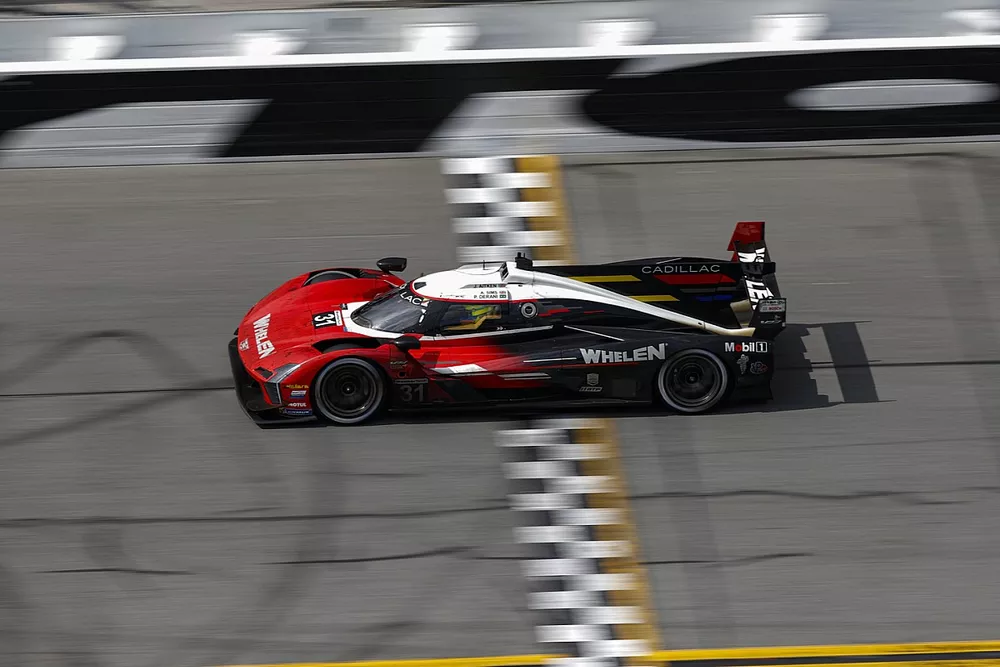#31 Whelen Engineering Racing Cadillac V-LMDh Cadillac V- LMDh: Pipo Derani, Alexander Sims, Jack Aitken