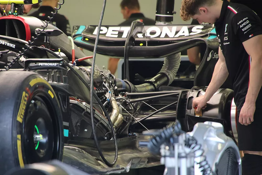 Mercedes W14 technisch detail