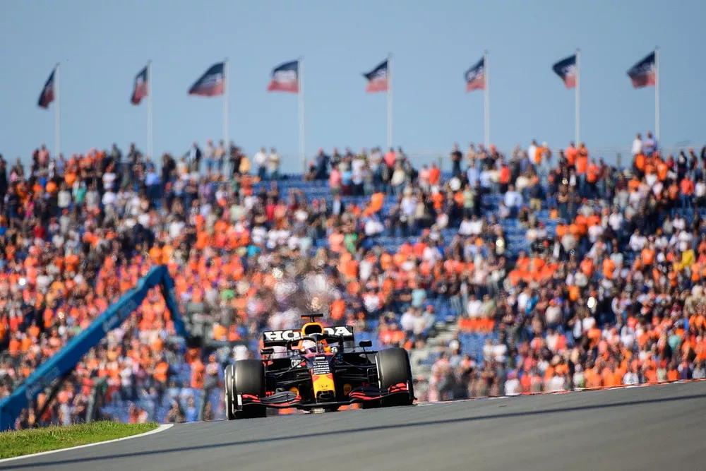 Max Verstappen, Red Bull Racing RB16B
