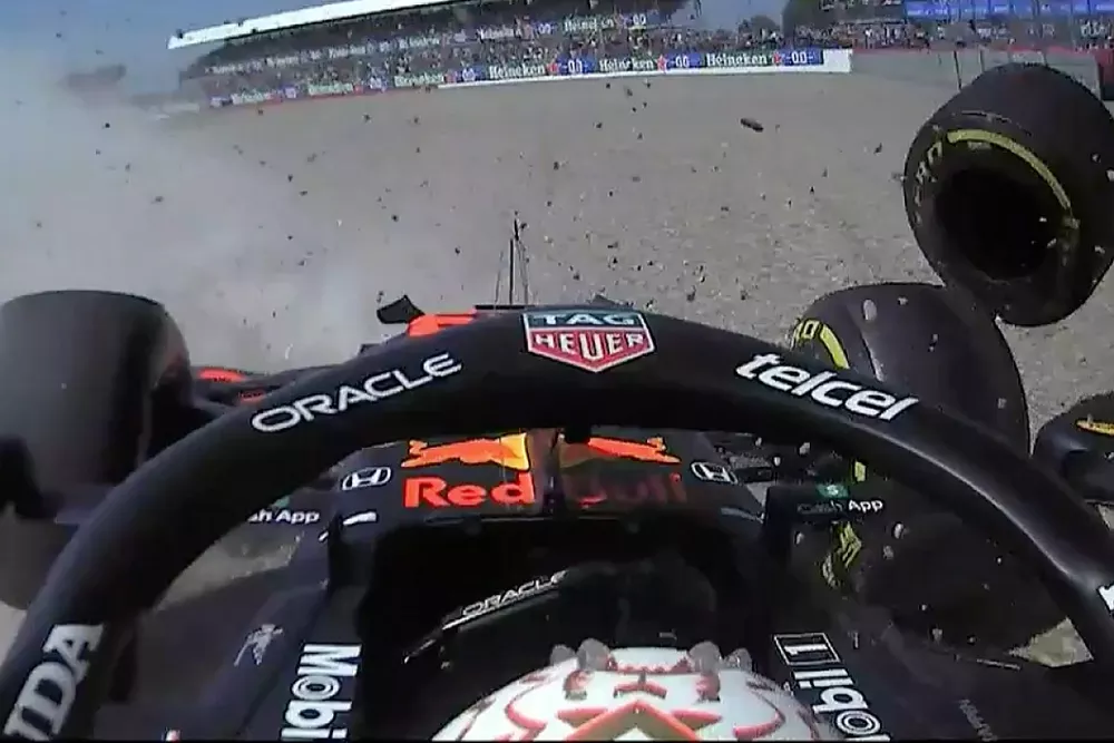 Accidente de Max Verstappen en Silverstone