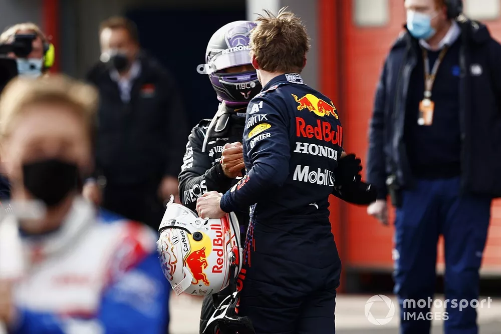 Lewis Hamilton, Mercedes, 2nd position, congratulates race winner Max Verstappen, Red Bull Racing 