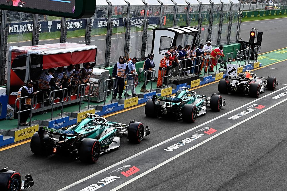 Fernando Alonso, Aston Martin AMR23 Lance Stroll, Aston Martin AMR23 Max Verstappen, Red Bull Racing RB19