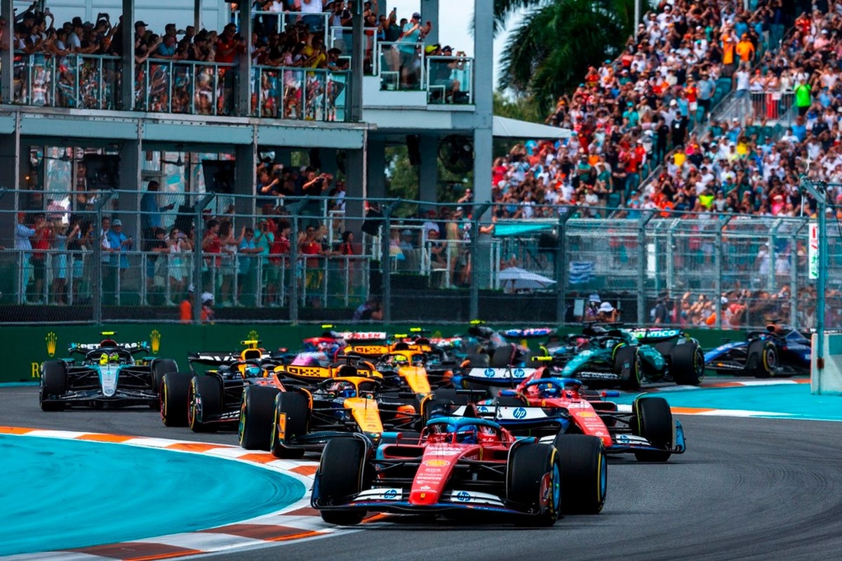 https://cdn-3.motorsport.com/images/amp/6zQeKWPY/s6/gp-de-miami-2024.jpg