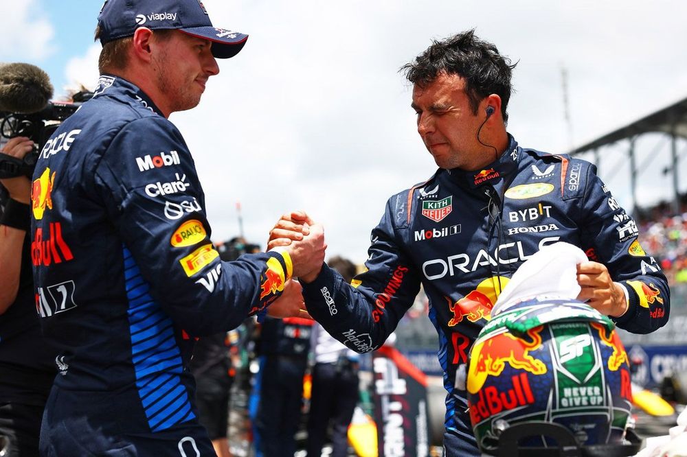Ganador sprint Max Verstappen con el tercero Sergio P&eacute;rez, Red Bull Racing