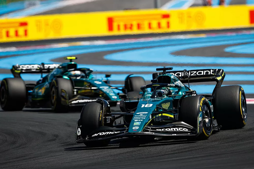 Lance Stroll, Aston Martin AMR22, Sebastian Vettel, Aston Martin AMR22