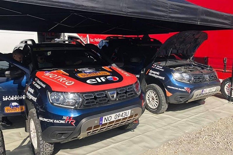 Tadeusz Rzeżuchowski, Wojtek Jermakow, Wojciech Musiał, Daniel Siatkowski, Dacia Duster T2