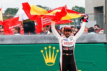 Fittipaldi: Gridin en komple pilotu Alonso