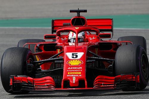 Rosberg dice que Vettel podr&iacute;a haber evitado tirar la victoria