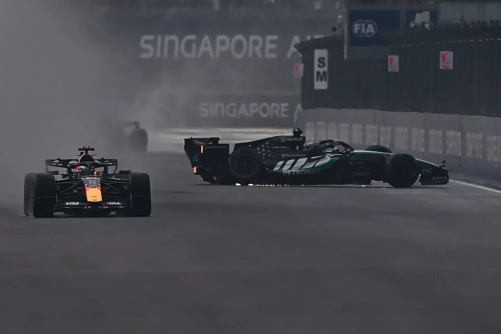 Max Verstappen, Red Bull Racing, George Russell, Mercedes