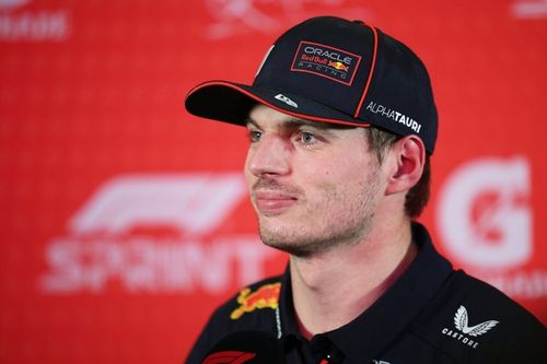 Max Verstappen explains why he didn&rsquo;t pay the Abu Dhabi drivers&rsquo; dinner bill