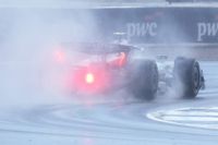 Mercedes confirma el alcance de los da&ntilde;os en el difusor de Antonelli