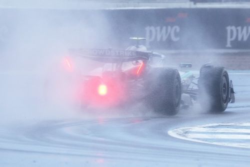 Mercedes confirma el alcance de los da&ntilde;os en el difusor de Antonelli