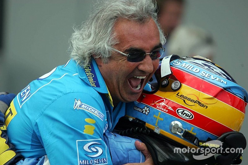 Briatore: Alonso, Hamilton'dan daha iyi