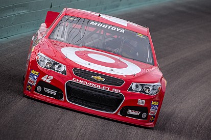 Montoya: NASCAR es difícil para los pilotos que no han corrido en tierra
