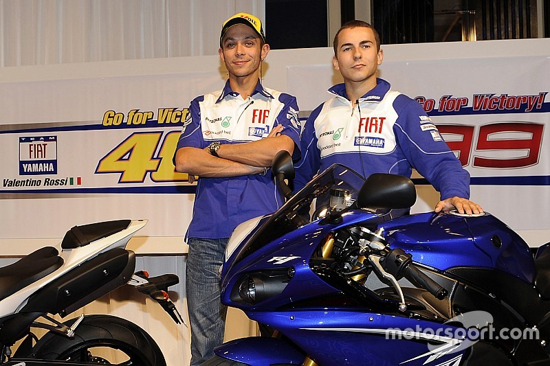Fotos: el 'reto de los 10 años' de los pilotos de F1 y MotoGP