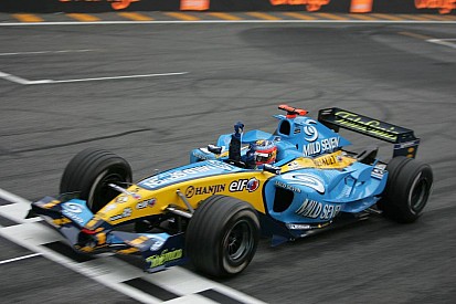 Galería: 13 años del primer título Mundial de Alonso