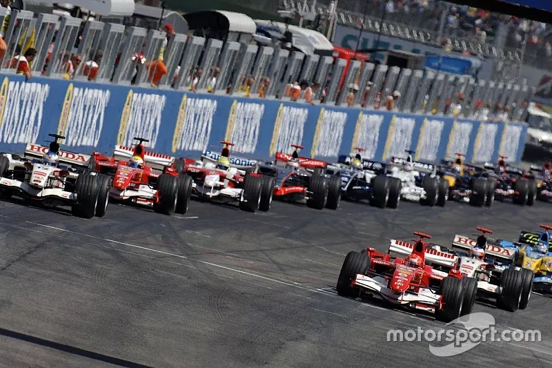 The grid waits for the start