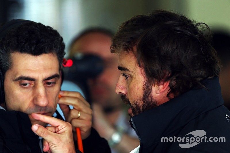 Stella: Alonso nagyon alázatos, csak ez kívülről nem látszik