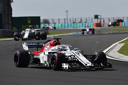 Ericsson ironiza sobre Kimi: "no uso sistema de bebidas desde hace dos años"