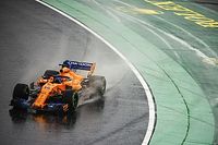 Alonso cree que solo pueden aspirar al top 5 en carreras con lluvia