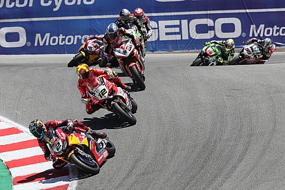 Leon Camier wütend: MotoGP schaut nicht auf Superbike-WM