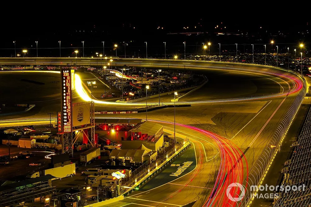 Carrera de noche