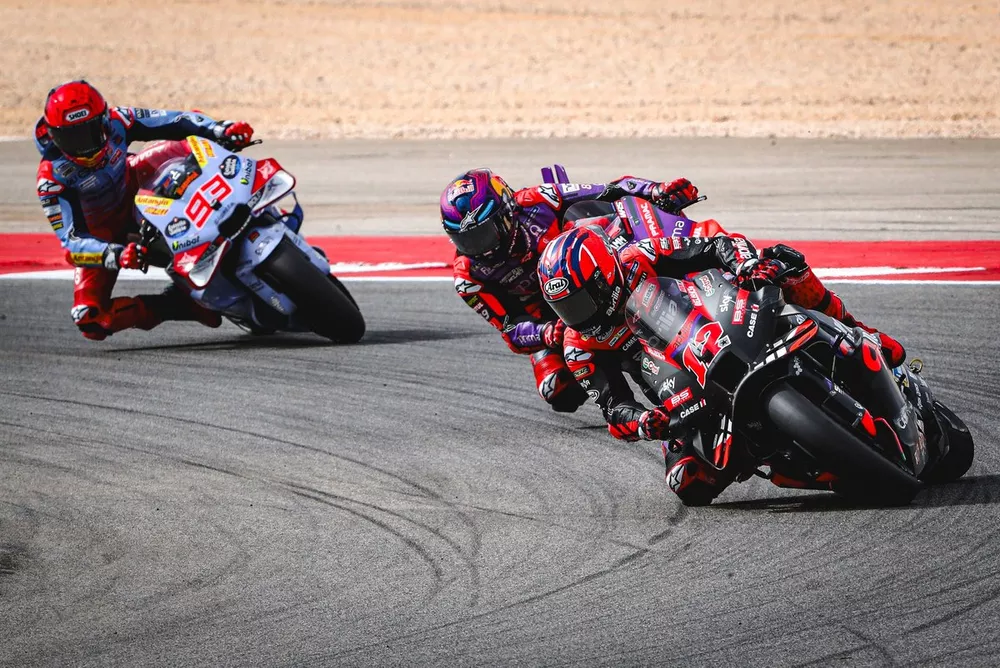 Maverick Vinales, Aprilia Racing Team