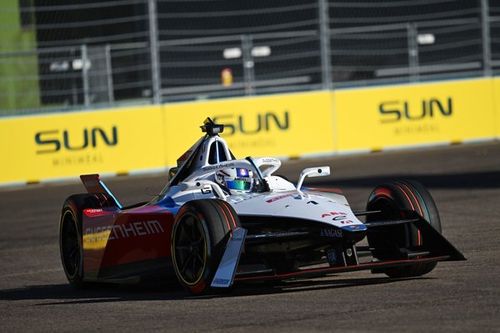 Dennis logra su primera pole en la F&oacute;rmula E 2024 en Berl&iacute;n