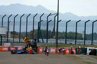 V&iacute;deo: el colmo para Sargeant, que se estrell&oacute; en la FP1 de Jap&oacute;n