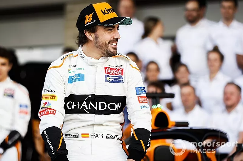 Fernando Alonso, McLaren, y el equipo de McLaren