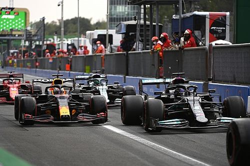 F1-update: Verstappen maximaliseert tussen Mercedes-geweld op Monza