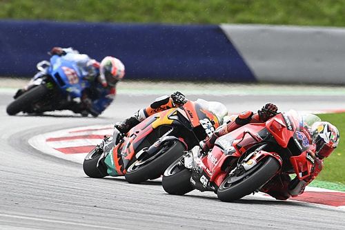 Ducati is &ldquo;five steps in front&rdquo; of Suzuki in MotoGP &ndash; Rins