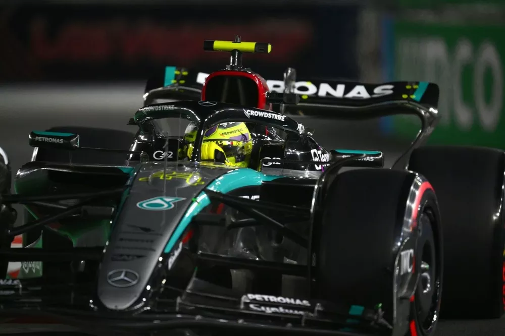 Lewis Hamilton, Mercedes F1 W15 