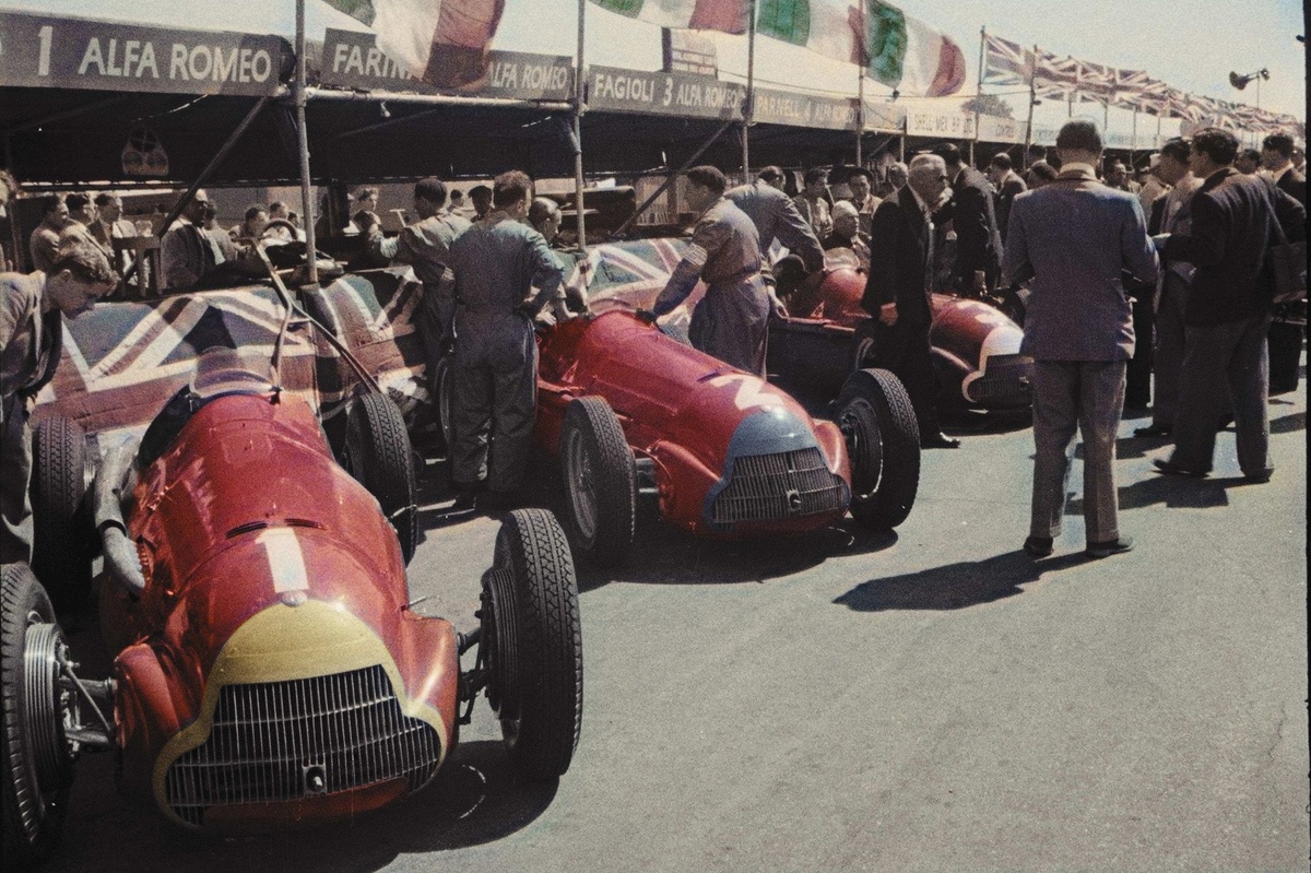 F1 cars from 1950 to 2025: Alfa Romeo 158 vs McLaren MCL39