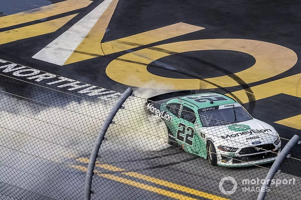 Race Winner Austin Cindric, Team Penske, Ford Mustang