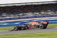 F1: Verstappen lidera TL2 para o GP da Grã-Bretanha focado em simulações de corrida; Hamilton é 8º