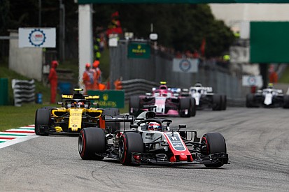 Renault entra com protesto sobre carro de Grosjean