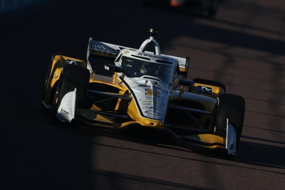 Josef Newgarden apareceu de surpresa nos momentos finais do GP de Phoenix de 2026 para vencer na Indy.
