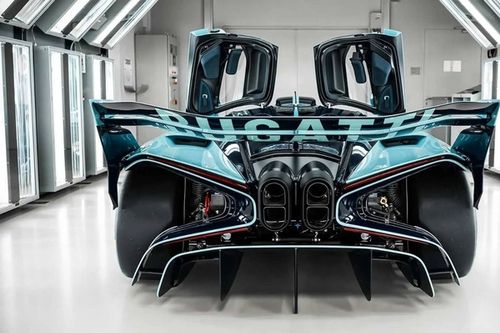 Bugatti produce el &uacute;ltimo Bolide de circuito con motor W16