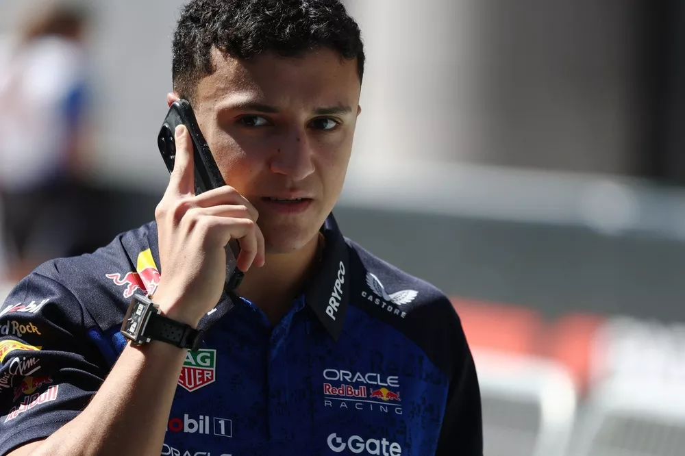 Isack Hadjar, Red Bull Racing
