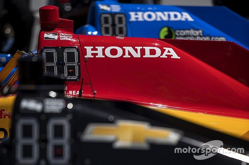 Josef Newgarden, Team Penske Chevrolet, Ryan Hunter-Reay, Andretti Autosport Honda,